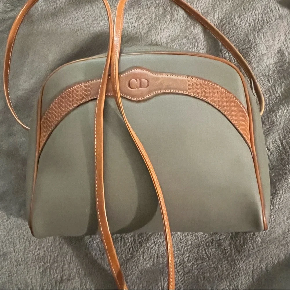 Christian Dior vintage shoulder bag . - Picture 7 of 11